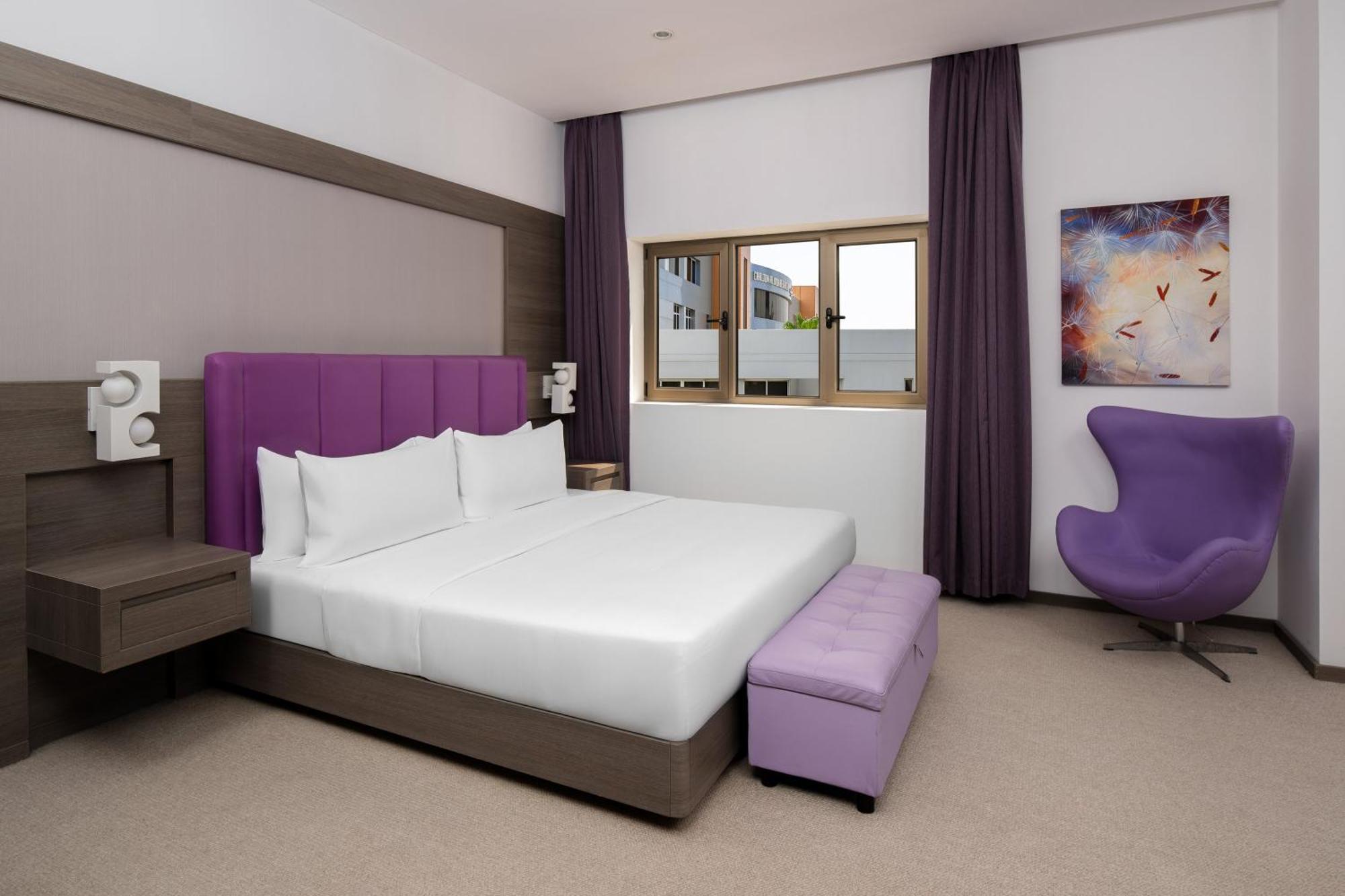 칼톤 엘 모이베드 호텔 담맘 외부 사진 A bedroom at the hotel
