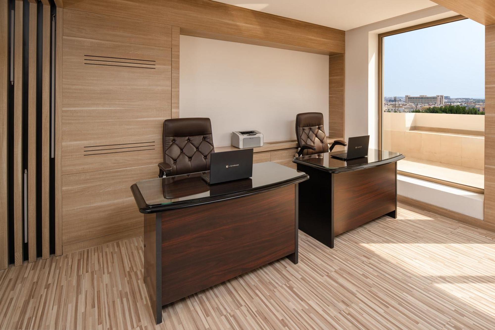 칼톤 엘 모이베드 호텔 담맘 외부 사진 Office interior design