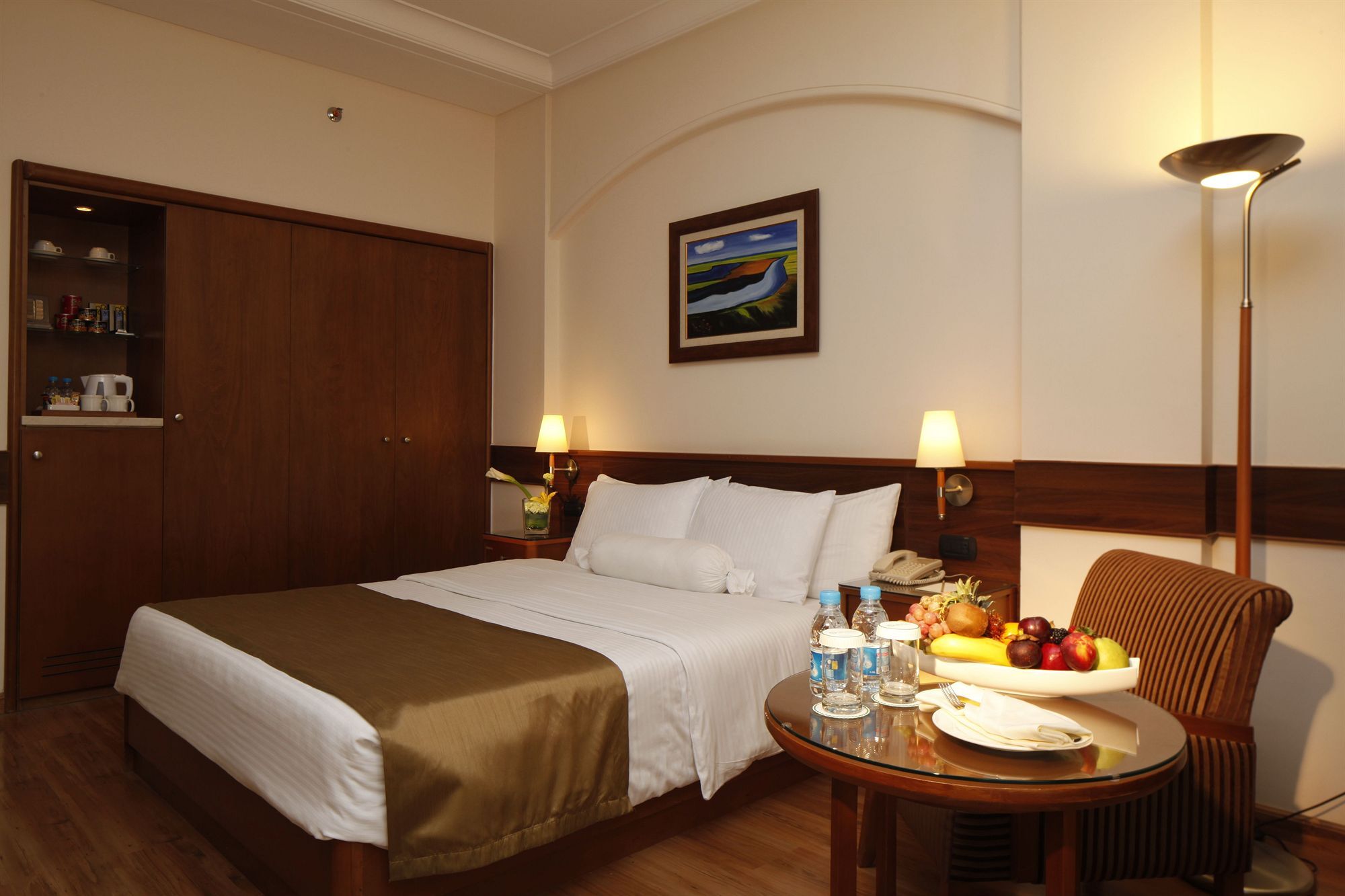 칼톤 엘 모이베드 호텔 담맘 외부 사진 A room at the hotel